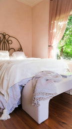 Gaia Boucle Bench Seat