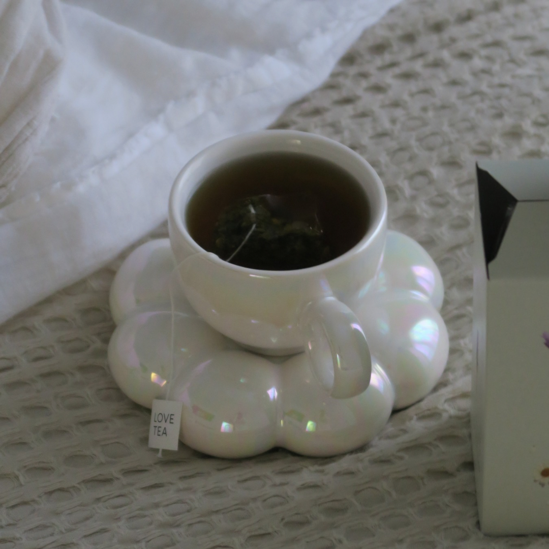 Lottie Bubble Mug & Saucer Set - Iridescent Pearl