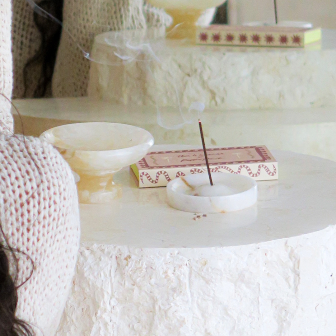 Oriana Onyx Round Incense Holder