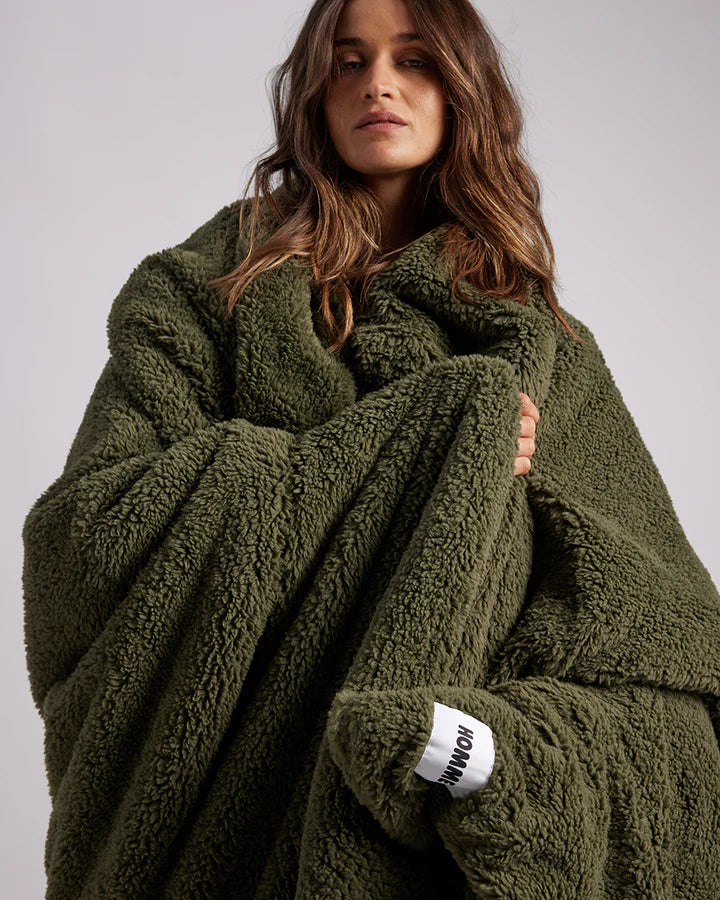 HOMMEY Faux Fur Throw Blanket - Olive