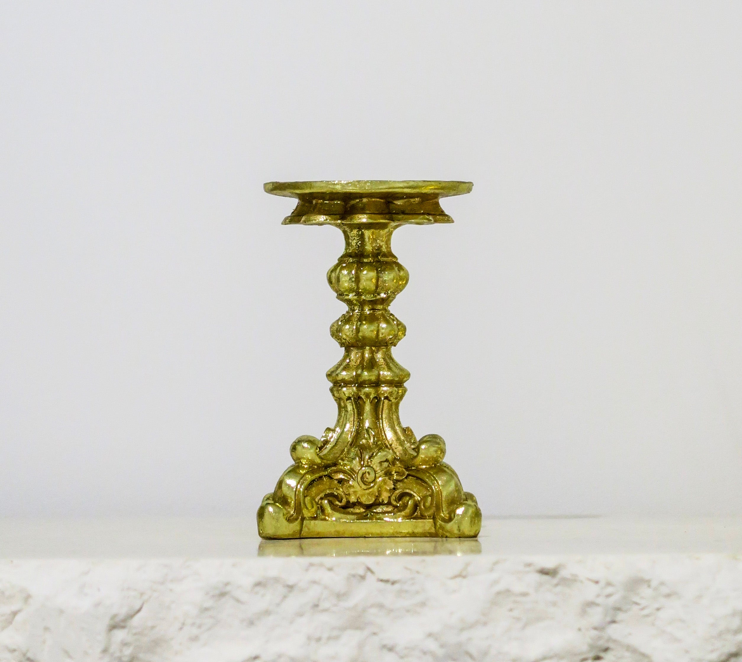 Gold Resin Pillar Candle Stand | Small