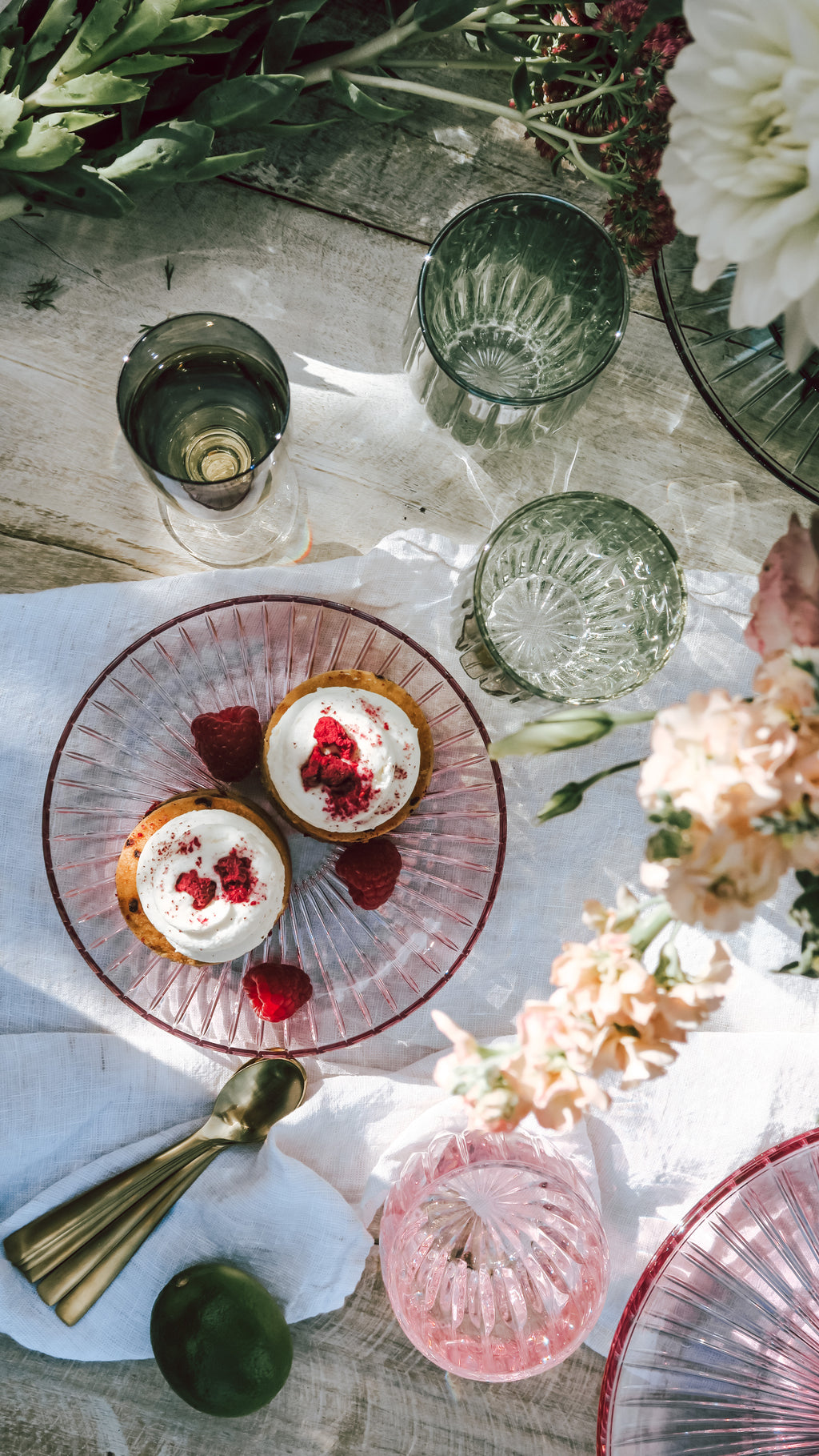 Pink Set Of Two Glass Fruit Plate