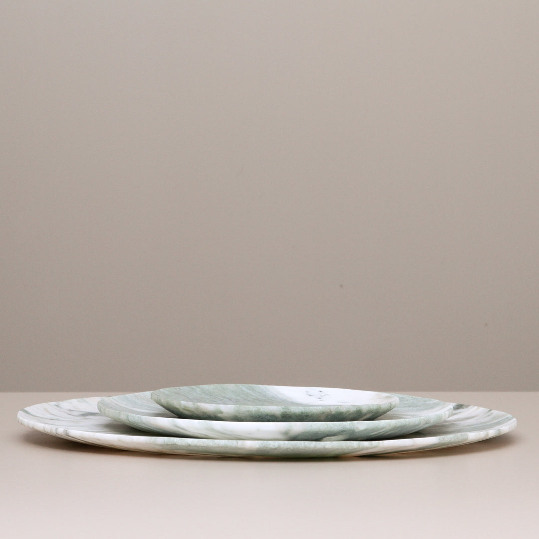 Lady Onyx Plate - Medium