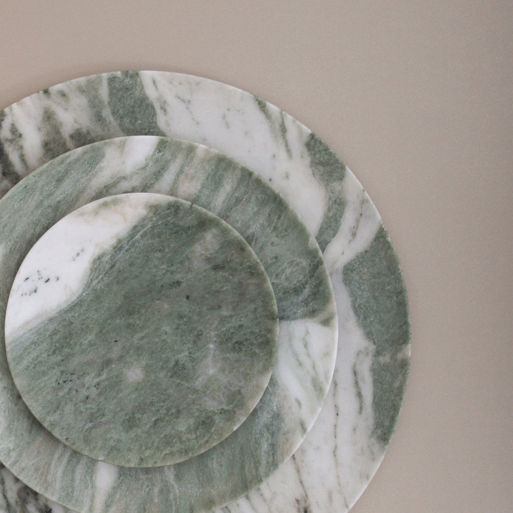 Lady Onyx Plate - Large