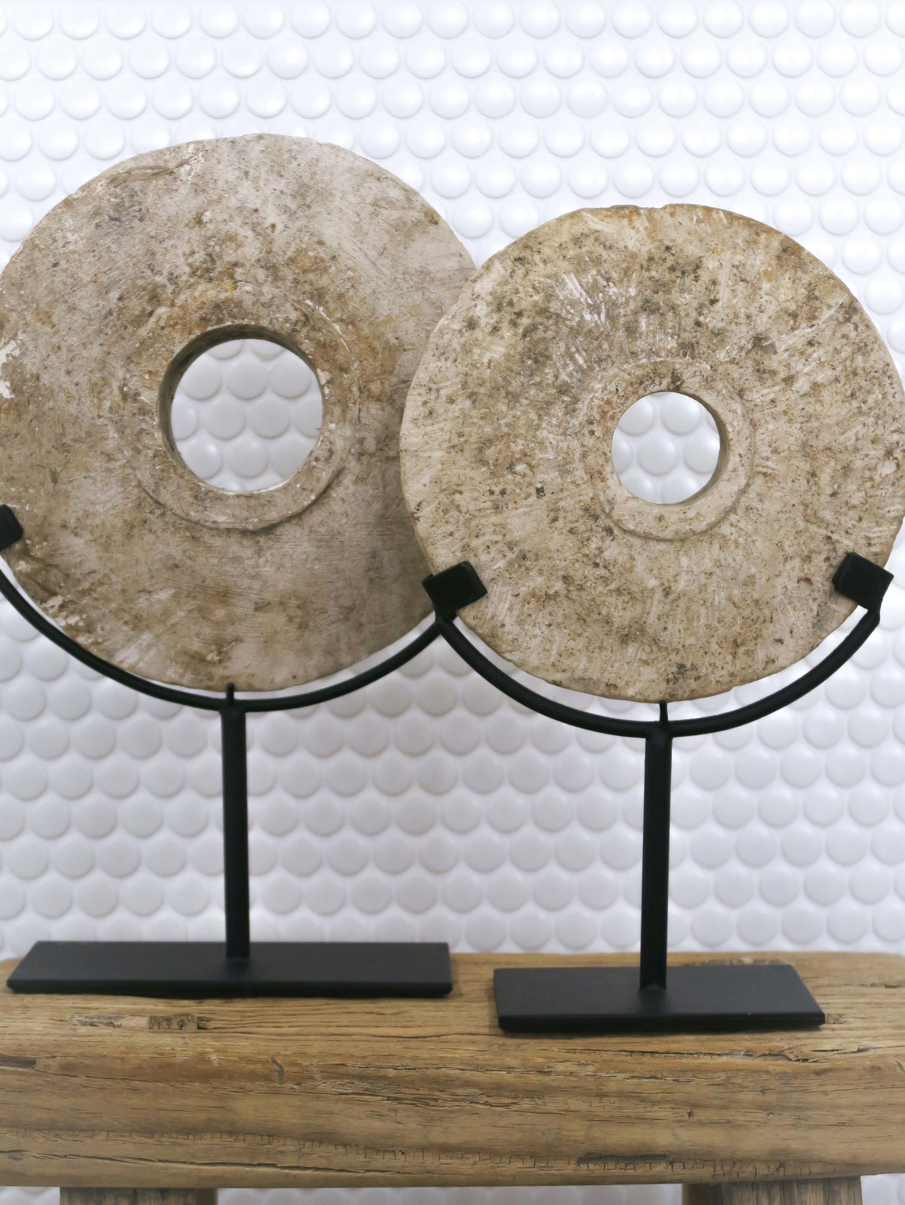 Infinity Vintage Wheel on Stand | Small