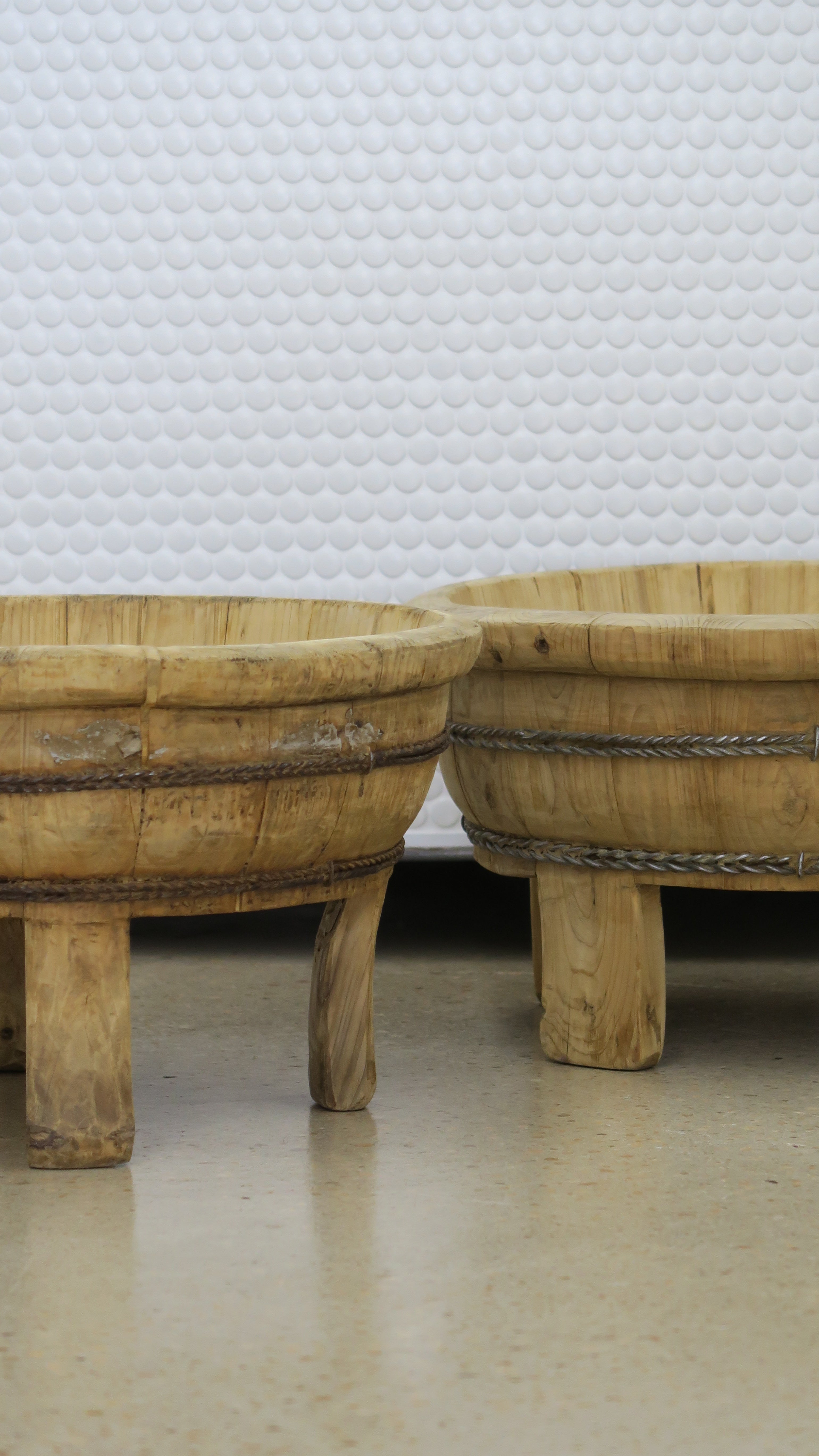 Antique Chinese Wash Basin Round