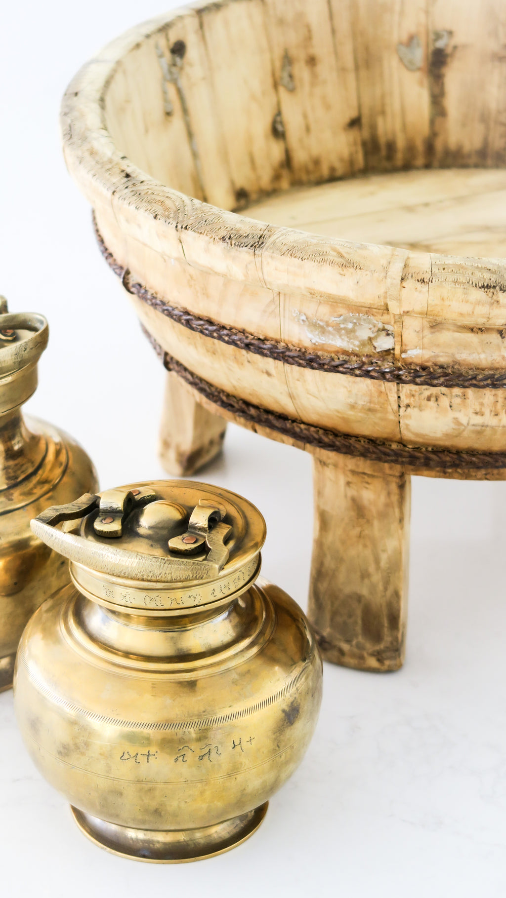 Antique Chinese Wash Basin Round