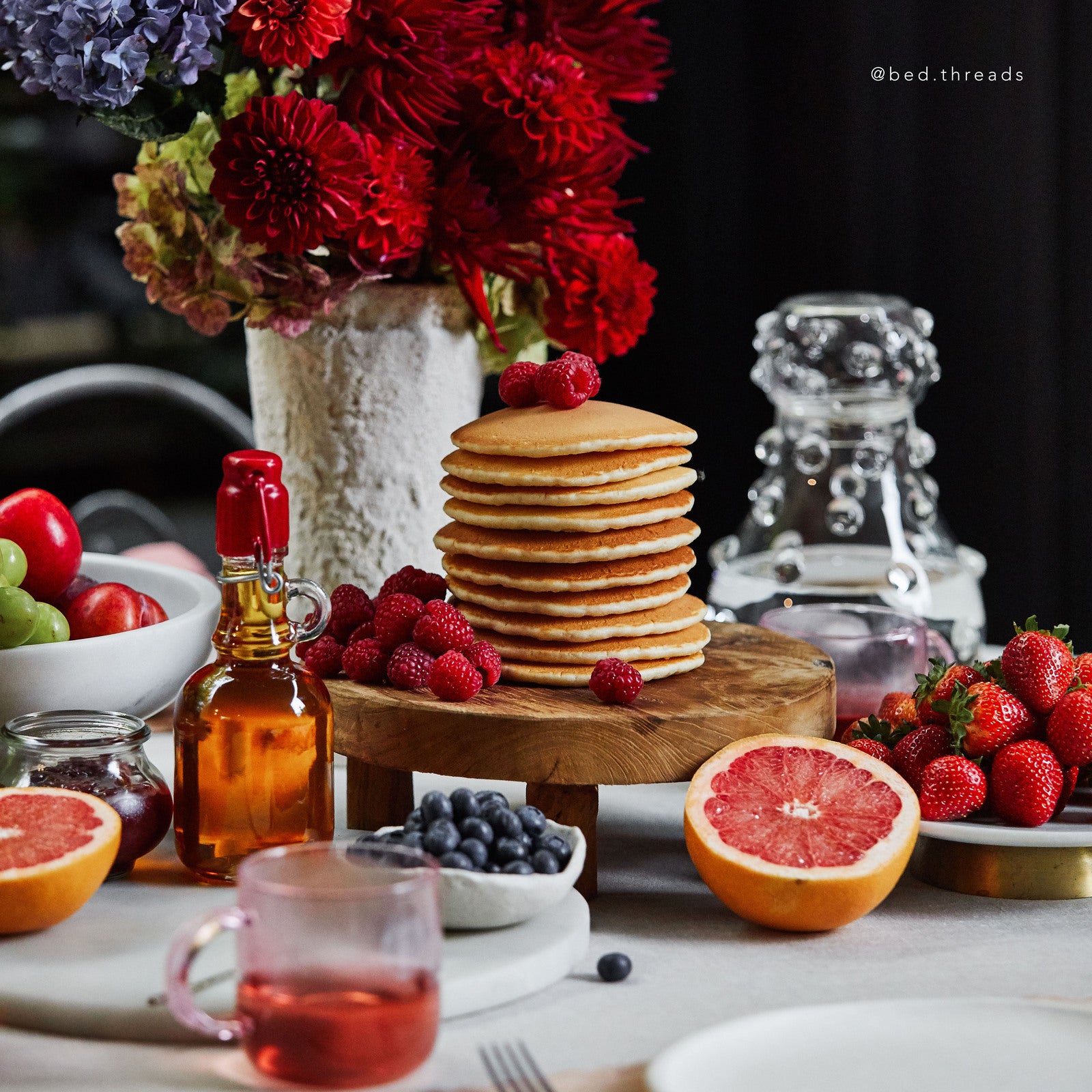 Eka Teak Footed Tray - Small